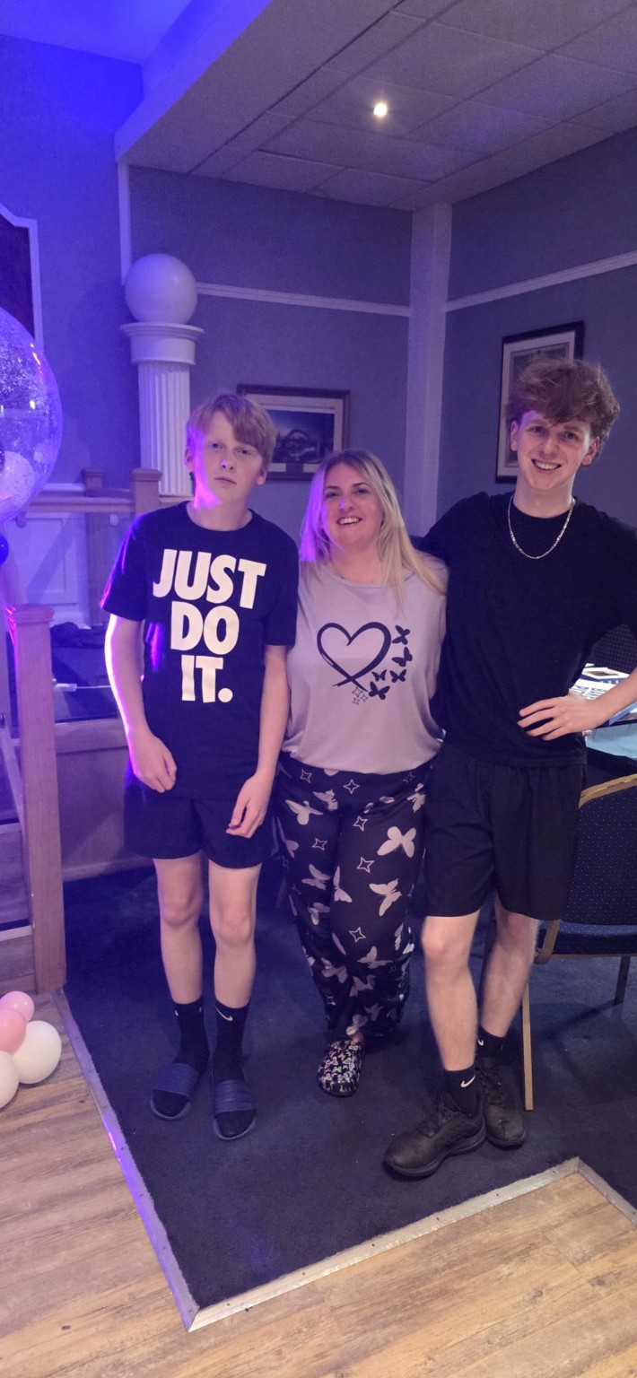 Amanda with her family