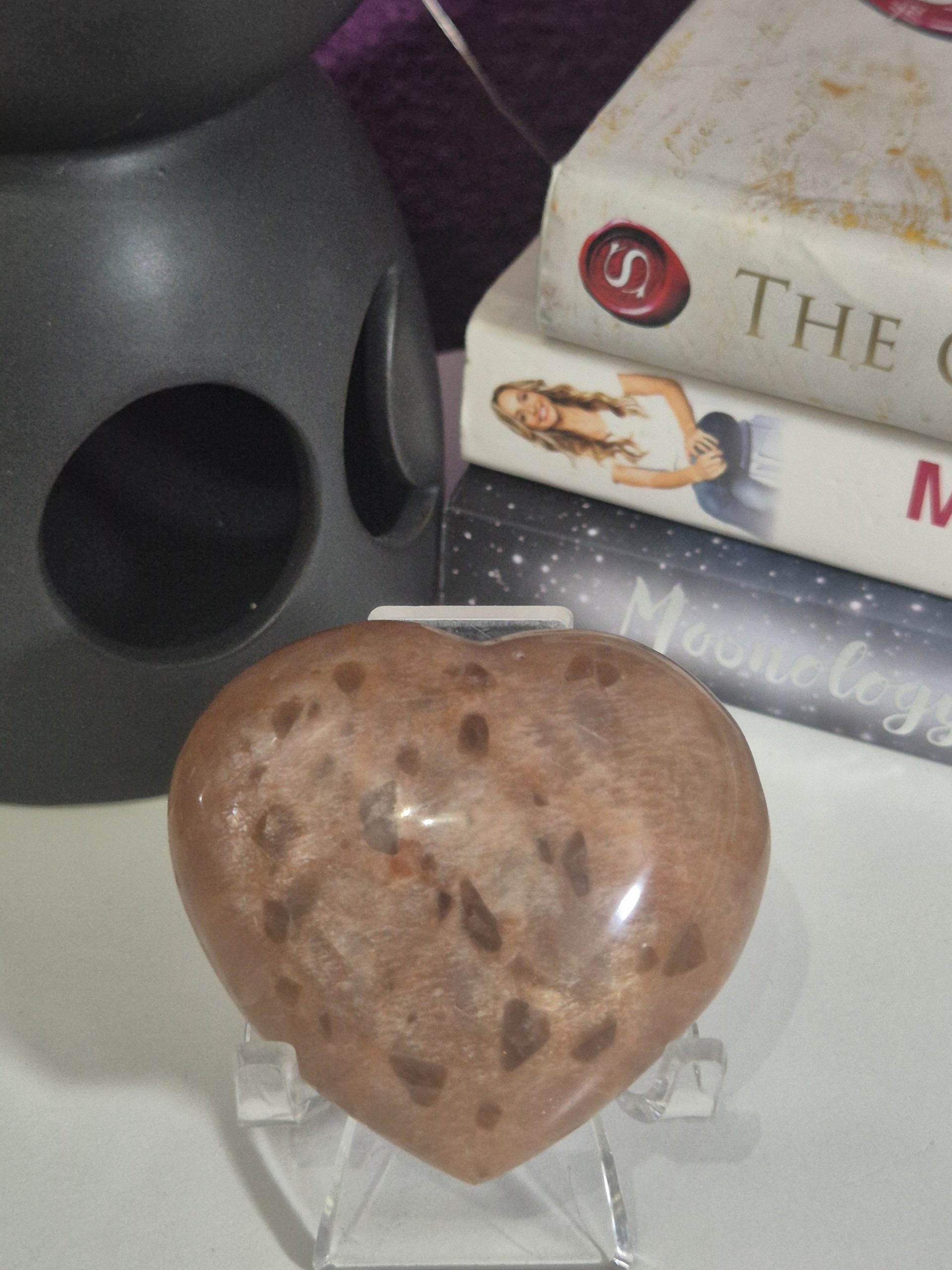 Peach Moonstone Heart (B)