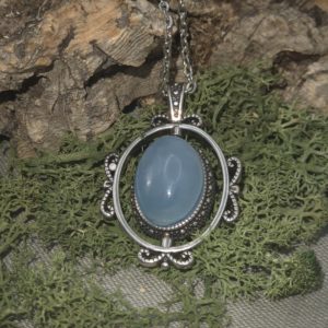 Aquamarine Vintage Spinning Necklace